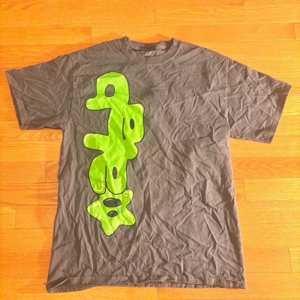 men’s graphic t